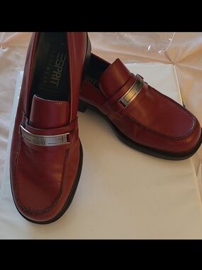 Esprit Womens  Burgundy Leather Y2k Vintage  Chunky Heel  Loafers with Metal Bit